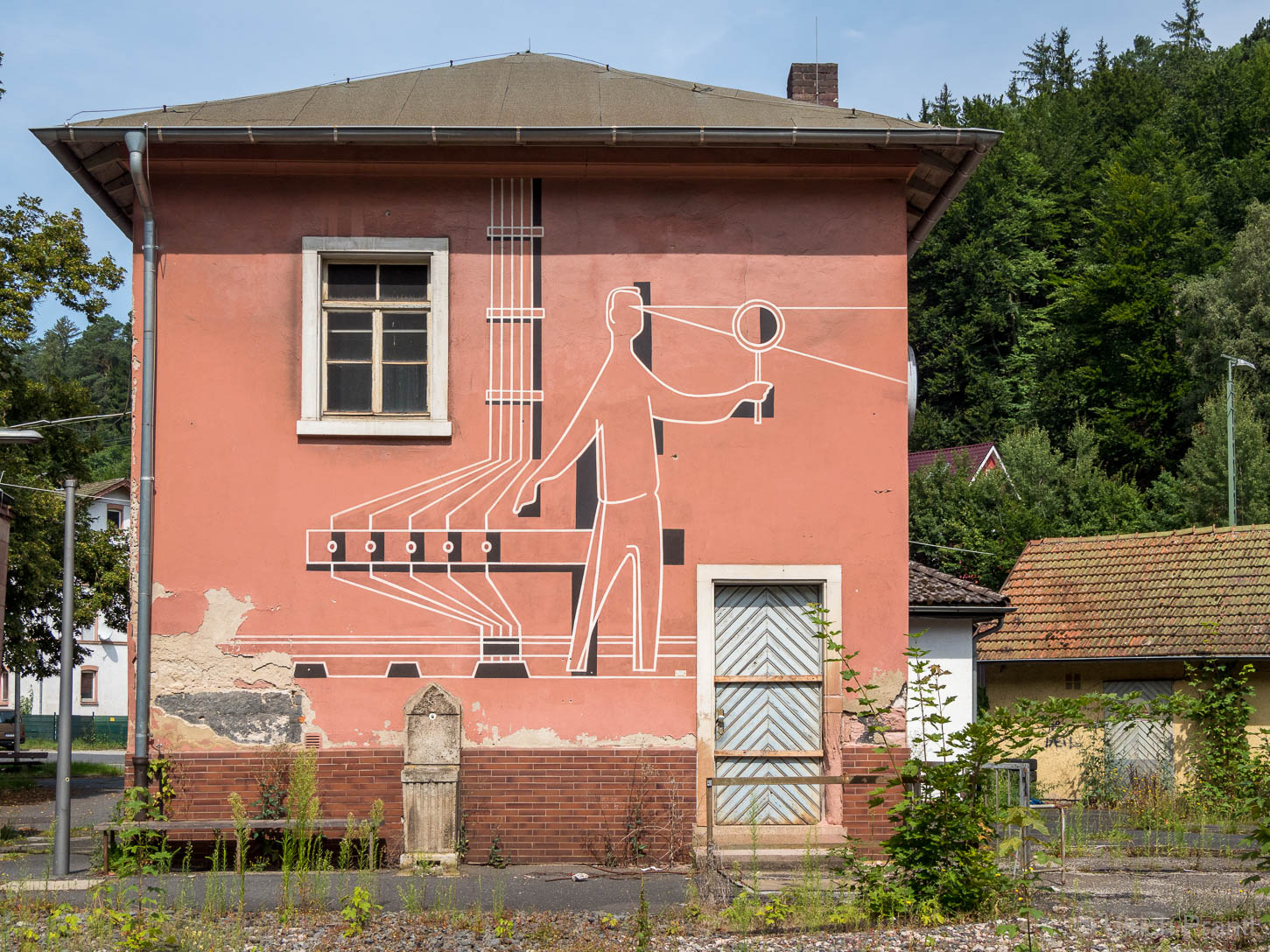 Ehemaliges Bahnhofsgelände Heigenbrücken: Kunst am Bau